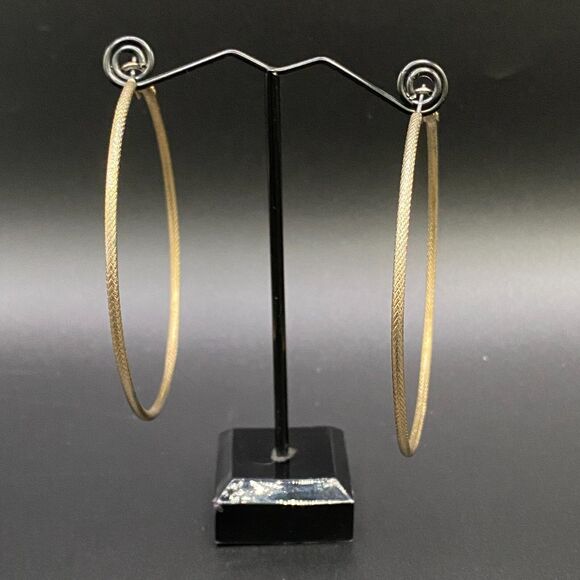 Hoop Earrings Gold Tone With Diamond Pattern Vintage - Picture 3 of 4